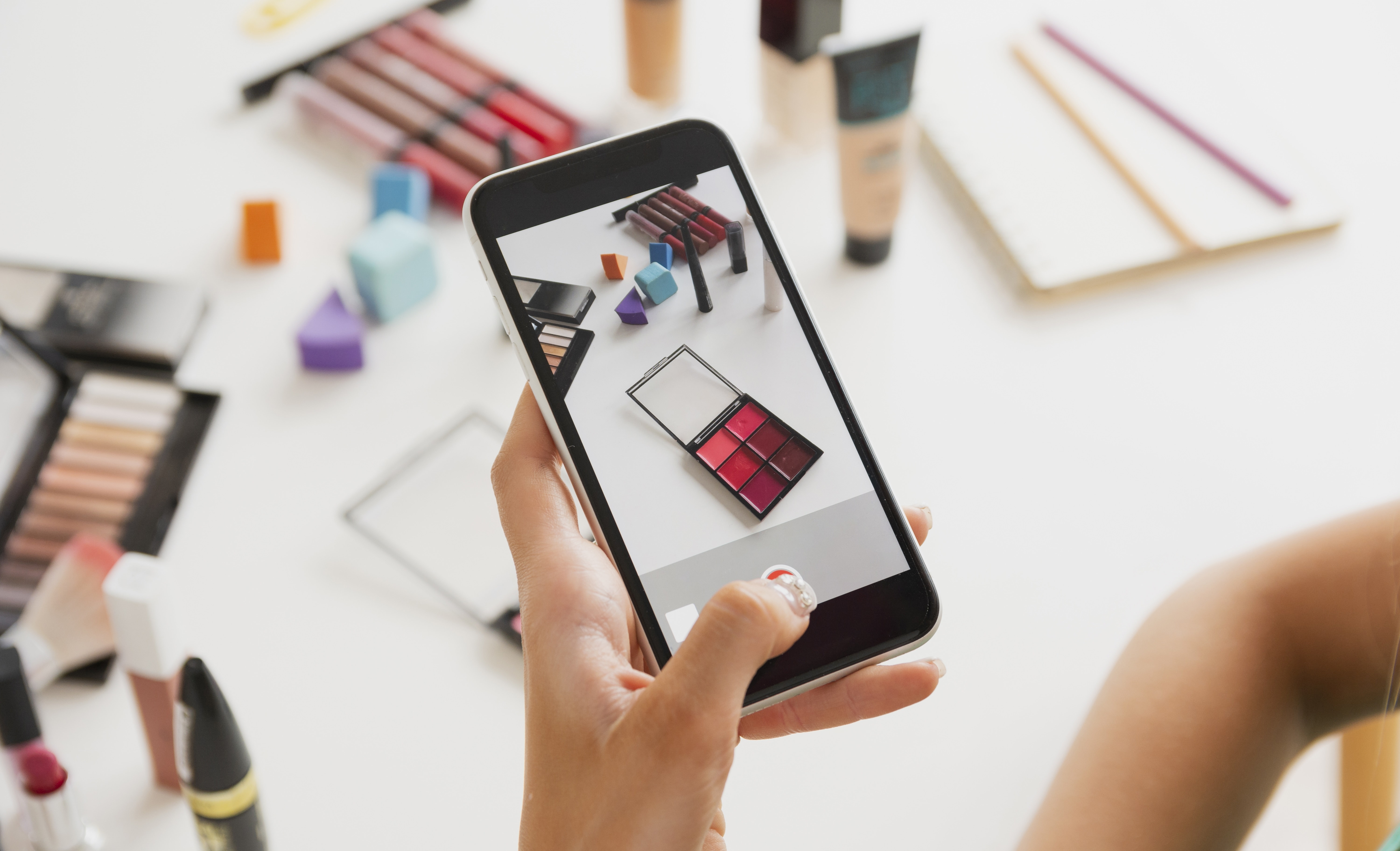 Make up e digitale, il trucco nell'era moderna
