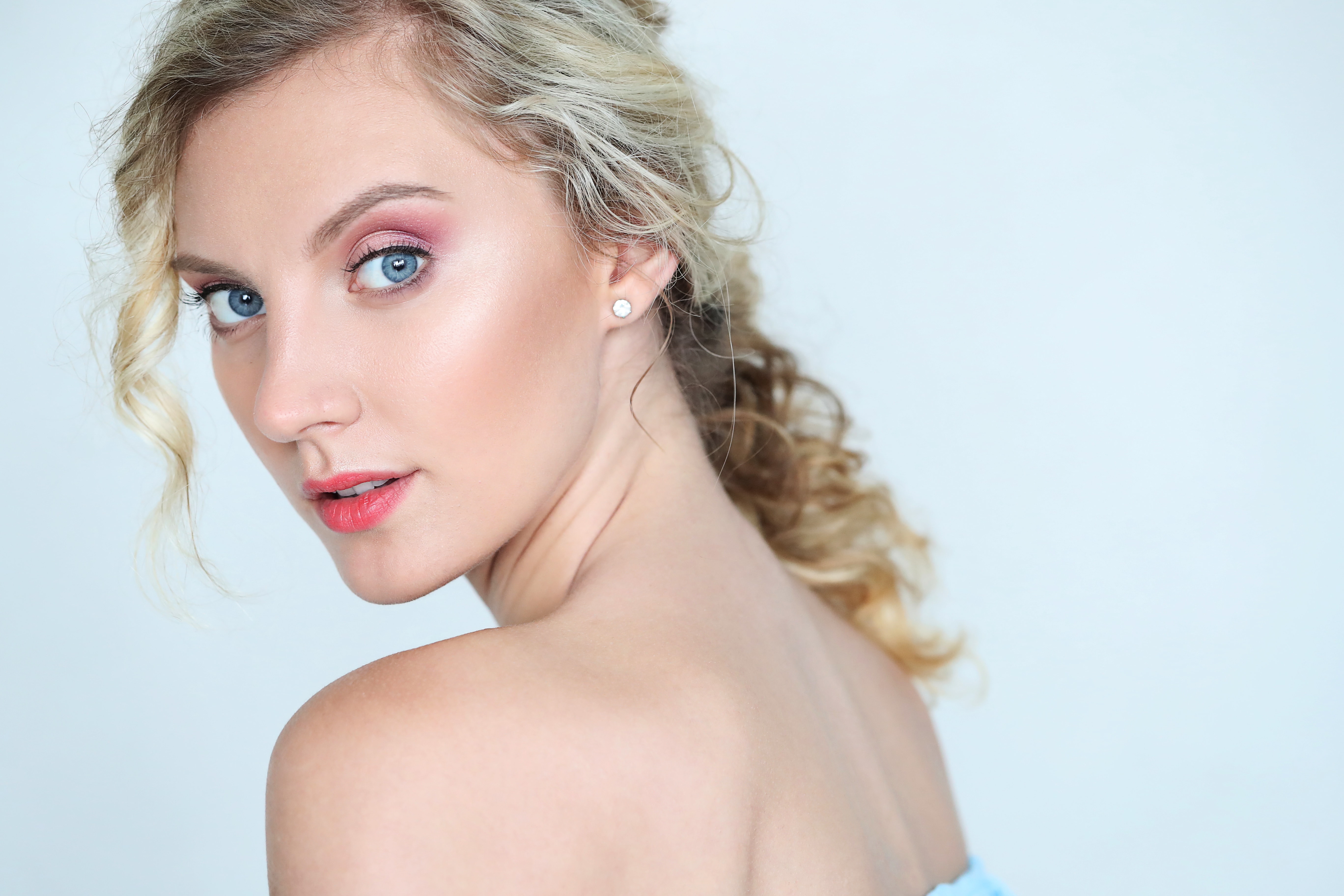 Make up per occhi azzurri: quali colori usare