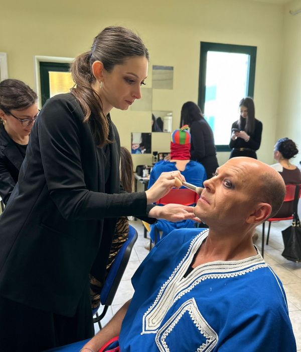 Anche quest'anno abbiamo avuto il piacere di collaborare con &ldquo;Geniattori del Dolo&rdquo; per il make up degli attori della rappresentazione ALADDIN