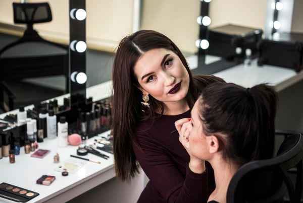 La professione del make up artist