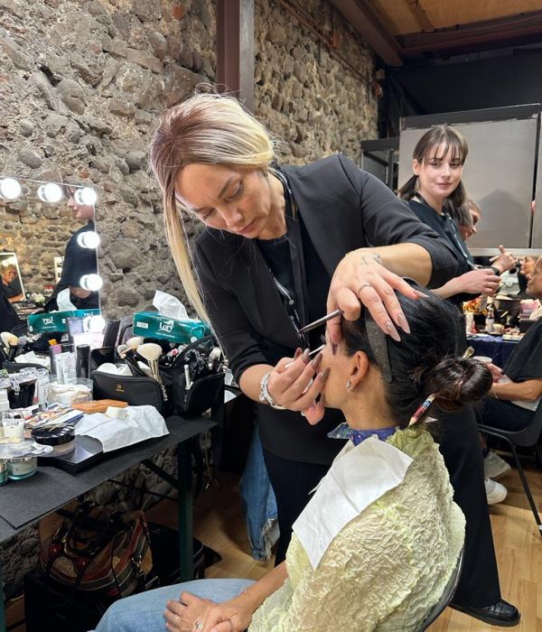 IMA SERVICE TRUCCO E PARRUCCO PER GLI ARTISTI DEL TOUR DI CLAUDIO BAGLIONI!