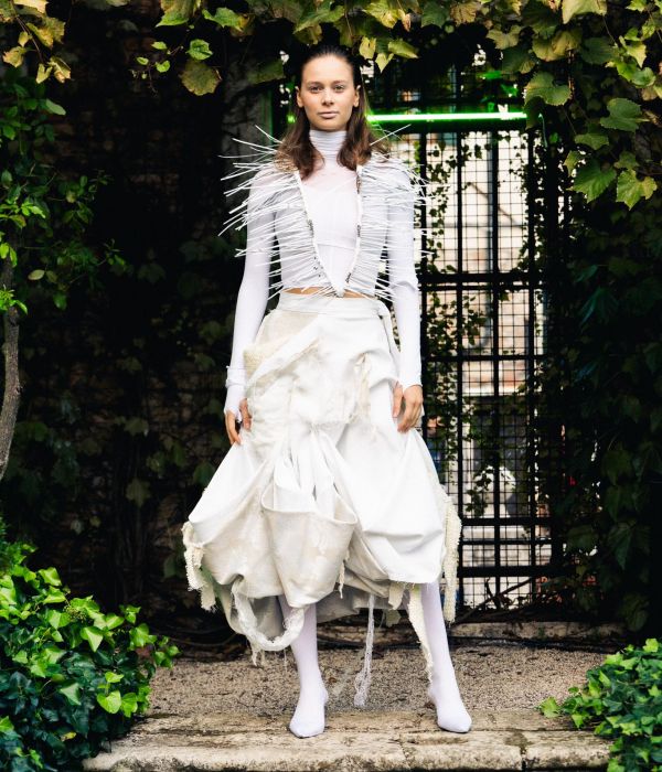 Backstage service per la sfilata di stilisti emergenti "Fashion Show Young designers In & Out", organizzata da VBRA nel Giardino Gradenigo a Venezia