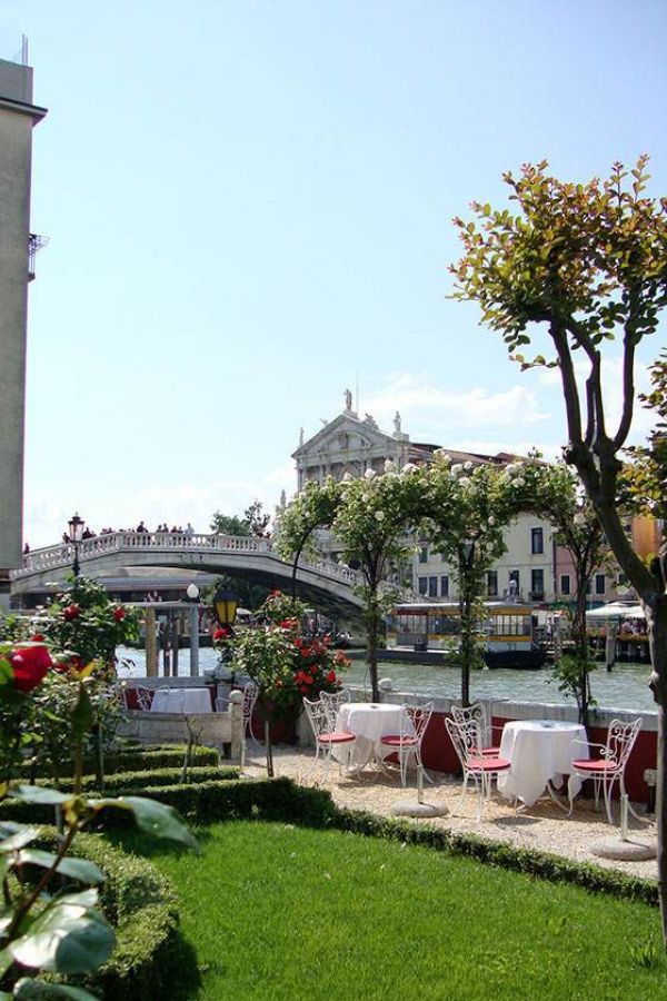 Makeup Artist, Visagista & Beauty Consultant di Ispi Group srl