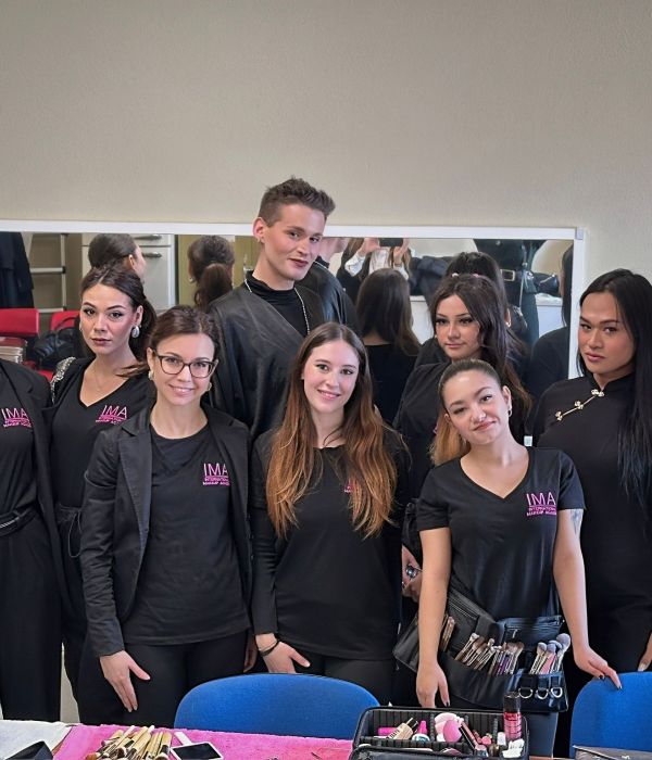 Anche quest'anno abbiamo avuto il piacere di collaborare con &ldquo;Geniattori del Dolo&rdquo; per il make up degli attori della rappresentazione ALADDIN