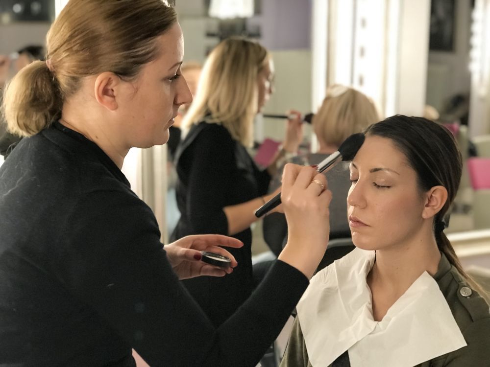 Che qualità deve avere una make up artist?