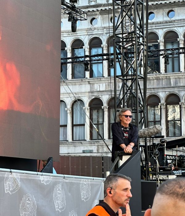 IMA presente al backstage del concerto dei Pooh in Piazza San Marco a Venezia, con tantissimi super ospiti!