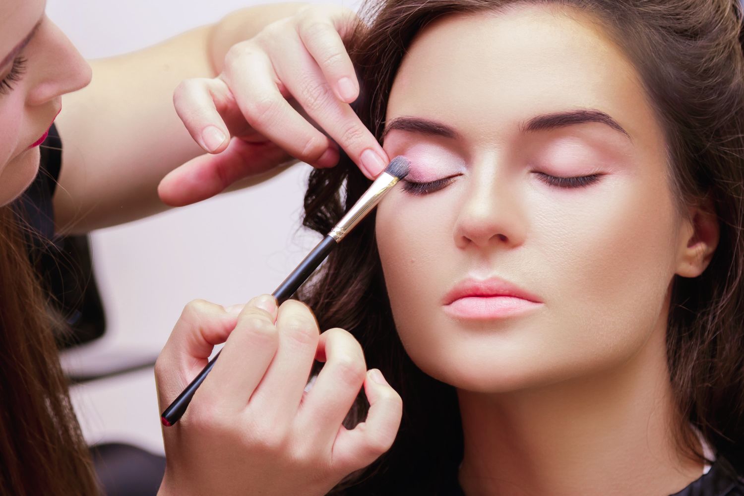 Makeup Artist, Visagista & Beauty Consultant