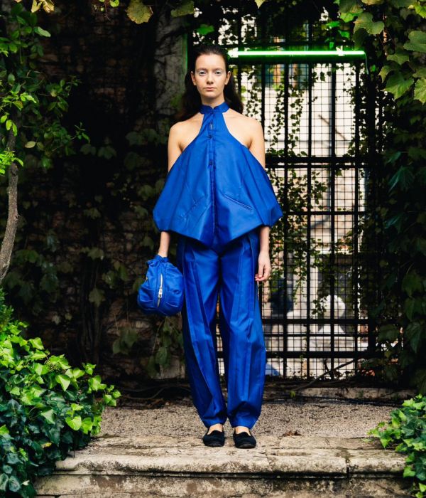 Backstage service per la sfilata di stilisti emergenti "Fashion Show Young designers In & Out", organizzata da VBRA nel Giardino Gradenigo a Venezia